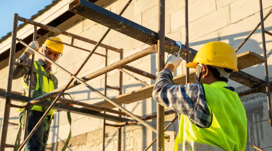 Professional gutter cleaning in Jay Em, WY